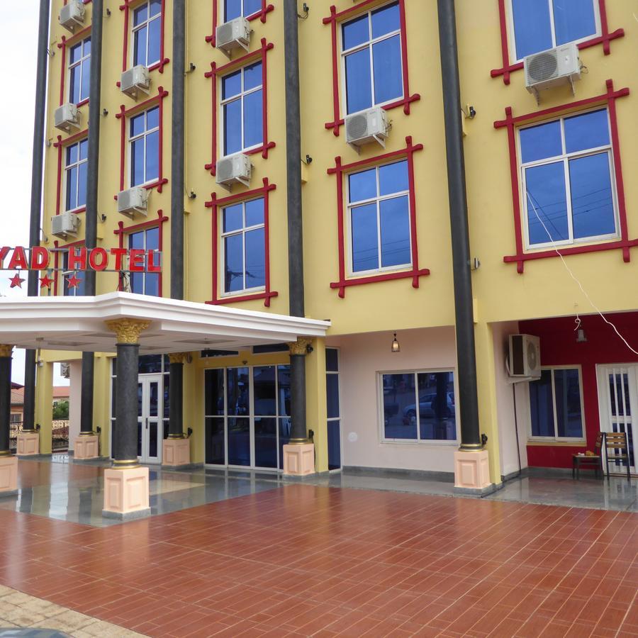 Safyad Hotel Yaoundé Exterior foto