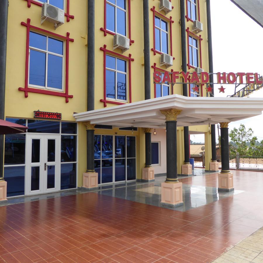 Safyad Hotel Yaoundé Exterior foto